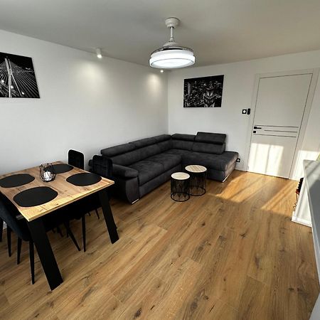 Warsaw View Residance Apartment Bagian luar foto
